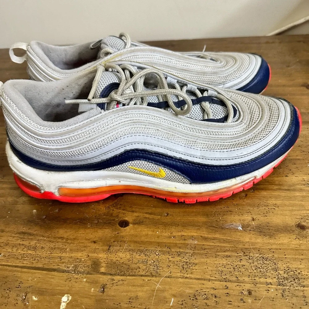 Nike Women's multi Trainers,size 10